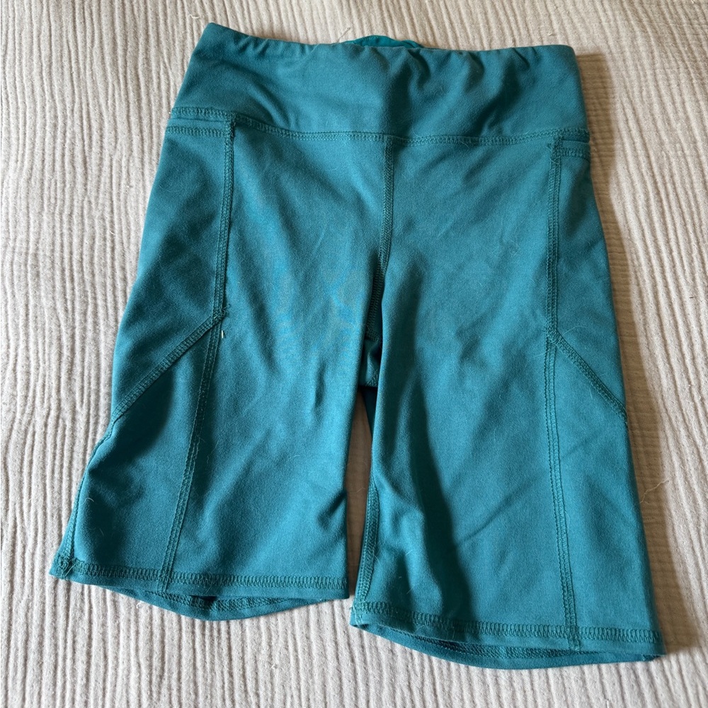 Urban Outfitters Green Bike Shorts Elastic Waist pockets